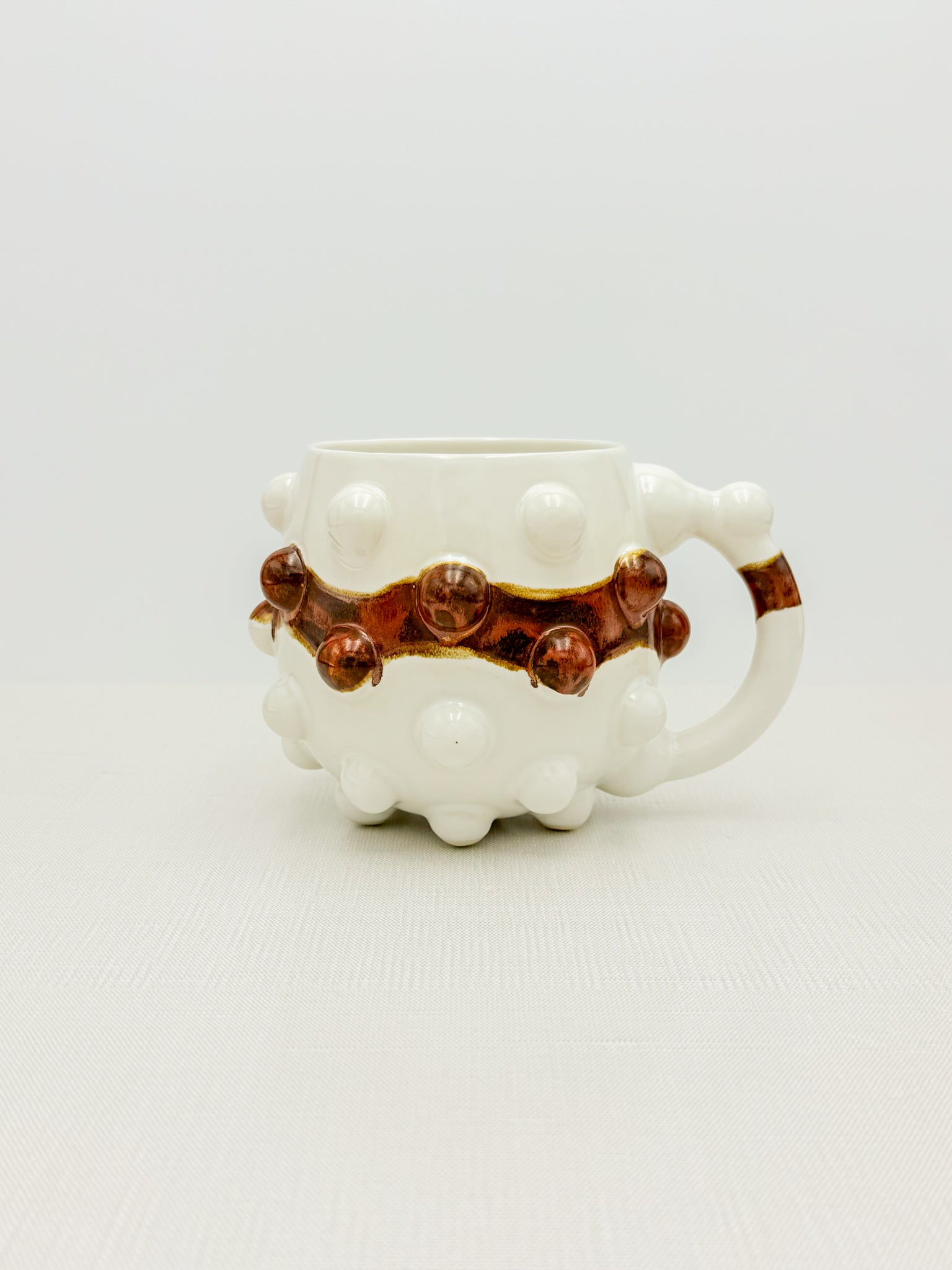 15oz White and Copper Mug [FLAWED]